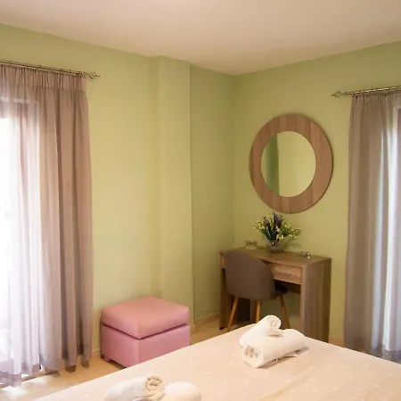 Apartament Charming In Halepa!