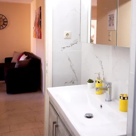 Charming In Halepa! Appartement *