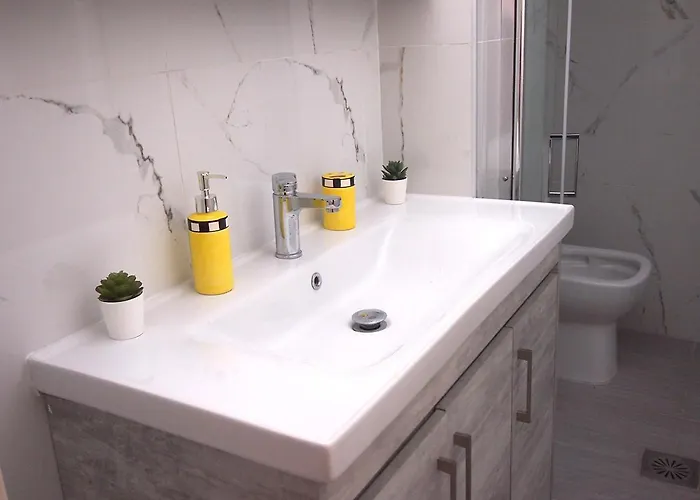 Апартаменты Charming In Halepa! *