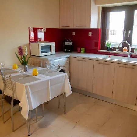 Apartament Charming In Halepa!